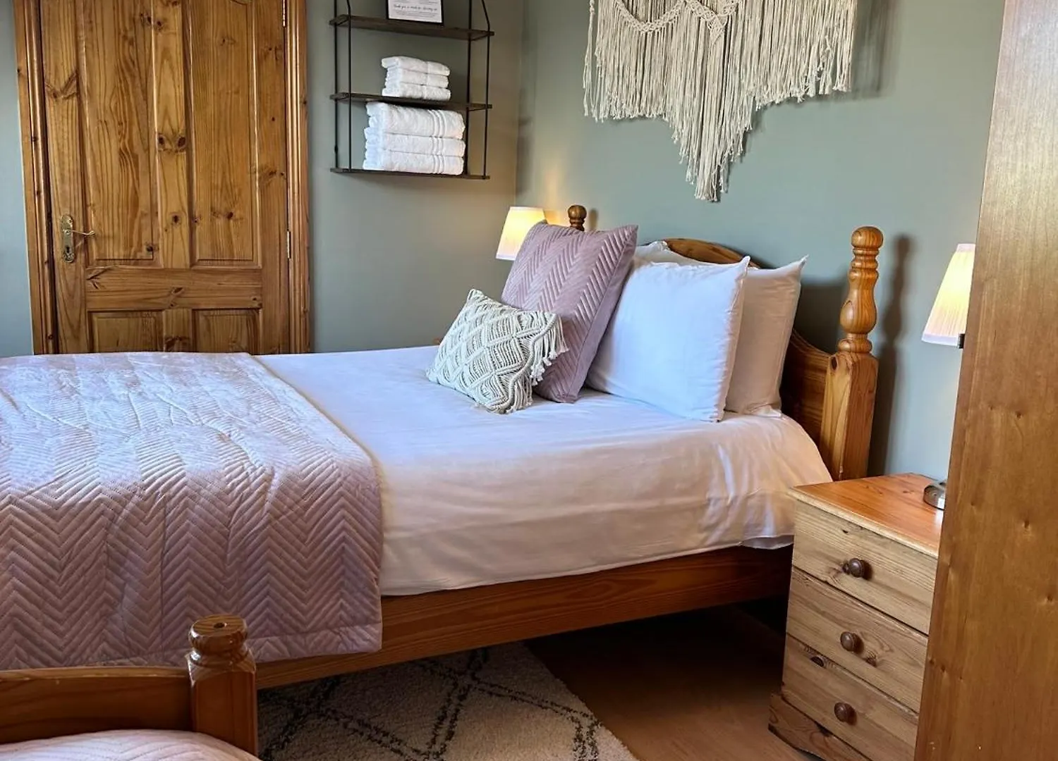Malahide Guest Rooms 0*,
