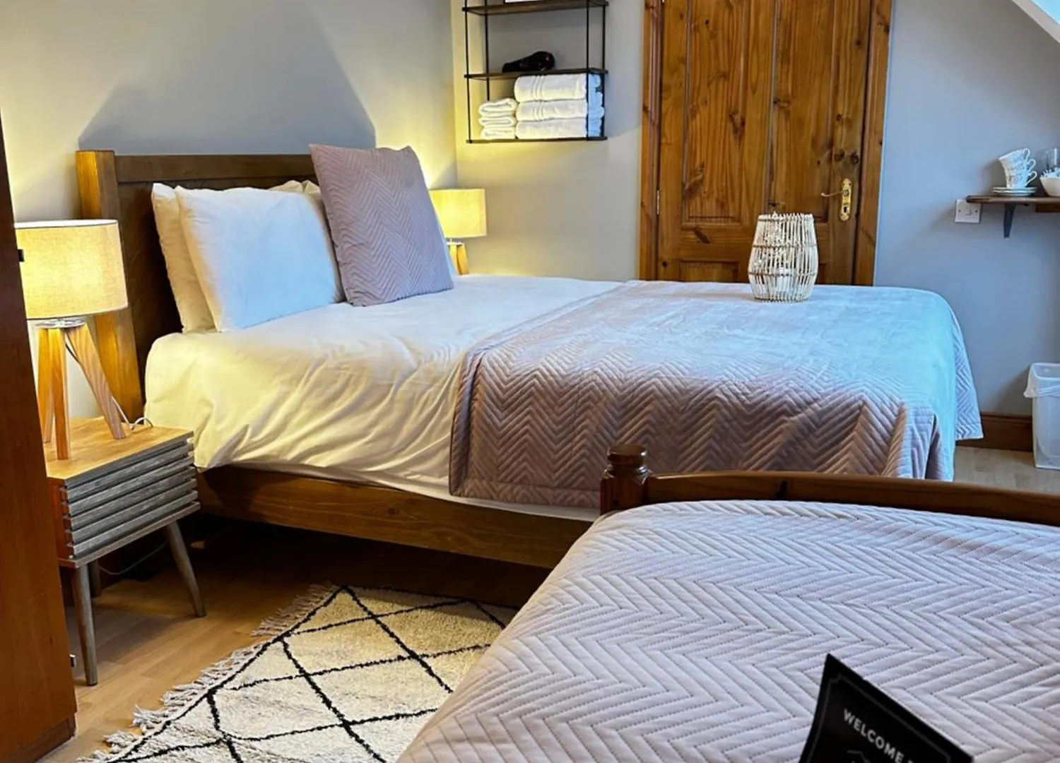 Pensión Malahide Guest Rooms